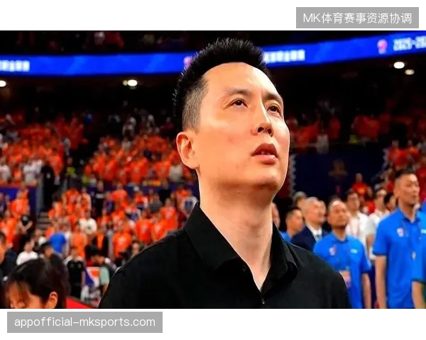 卢伟激活上海阵容深度，通过高强度防守轮转和快速攻防转换率队登顶常规赛